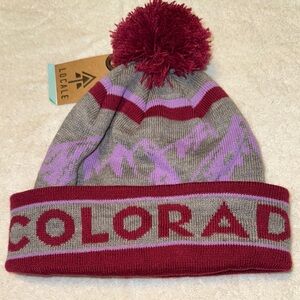 NWT Locale Beanie with Pom